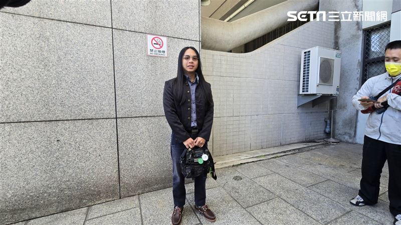 被曝分手不刪私密照!中捷長髮哥怒噴網友