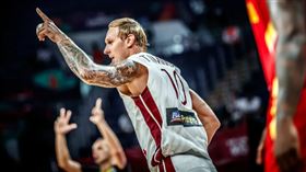 拉脫維亞國家男籃球員提瑪（Janis Timma）傳墜樓身亡。（圖／翻攝自FIBA官網）
