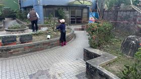 磁磚爆裂,砸傷,頭部外傷,婦人