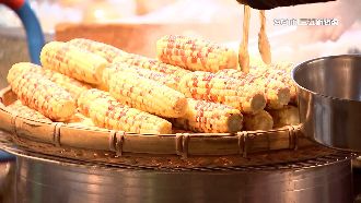 獨／玉米大缺貨價格飆　攤販被迫放無薪假