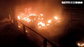 蒙古擱淺貨輪火燒船。（圖／翻攝畫面）