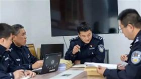 中國四川一名「海王」，在11年內結婚5次，詐騙金額超過200萬。 （圖／翻攝自紅星新聞）