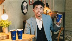 43歲的桌球教父莊智淵至今活躍體壇。（圖／翻攝臉書）