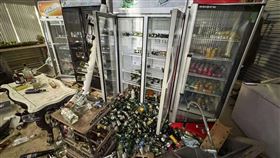 萬那杜首都維拉港發生規模7.3強震。圖為當地一棟建築物的內部災情。（圖／美聯社／達志影像）