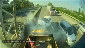 車禍,緩撞車,輕傷,國道3號,休旅車