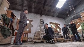 左起洪毛、顏曉筠、吳婉君、何豪傑、江俊翰、洪浩竣。（圖／民視提供）