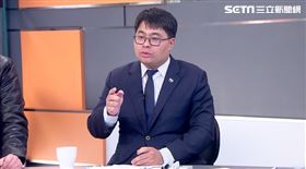 先前傳出民眾黨捐獻QR CODE掃描後自動進入木可商店，還可以換取P幣去換去商品，及用折扣碼分潤，律師黃帝穎分析有「加重詐欺的問題」。