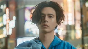 柯朋宇推出首張迷你專輯。（圖／光與澈音樂提供)