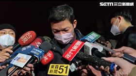 全聯倉儲大火，營造商吳姓副總鞠躬道歉。（圖／翻攝畫面）