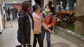 陳瑩受傷送醫（圖／記者高逸帆翻攝）