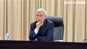 央行總裁楊金龍於今日說明，監理會議決議。（圖／記者李育道攝影）