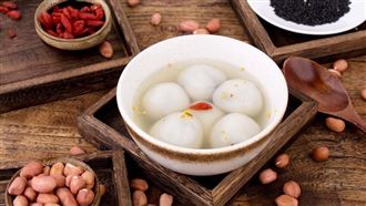 她吃湯圓配「1湯底」吐翻 中醫：更易脹氣