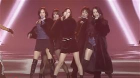 Baby V.O.X睽違14年驚喜合體演出。（圖／翻攝自KBS YouTube）