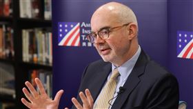 AIT處長谷立言專訪（3）美國在台協會（AIT）處長谷立言（Raymond Greene）26日接受中央社專訪，談及3度派任台灣的感受時說，台灣人看待自己以及世界看待台灣的「方法不一樣了」，台灣內部高度期待迎來「科技黃金年代」，世界則是第一次如此了解台灣的重要性。中央社記者裴禛攝 113年9月26日