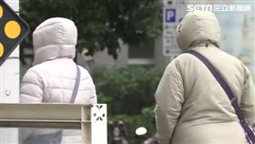 冬天，冷氣團，寒流，寒冷，下雨，雨天
