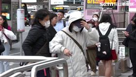 冬天，冷氣團，寒流，寒冷，下雨，雨天
