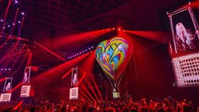 張惠妹大巨蛋演唱會搬出熱氣球。（圖／聲動娛樂提供）