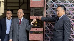 ▲柯建銘、王義川赴北檢遞狀，對TikTok製作假影片者提告。（圖／翻攝畫面）