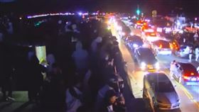 合歡山，武嶺，BMW逆向違停，害車流回堵大塞車，民眾怒火狂轟駕駛:沒公德心（圖／翻攝畫面）