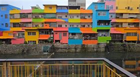 竹東,彩虹屋,水溝,正濱漁港（圖／翻攝畫面）