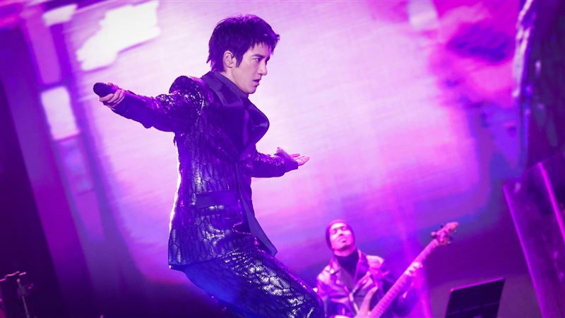 王力宏宣布重大消息：以為再也站不起來