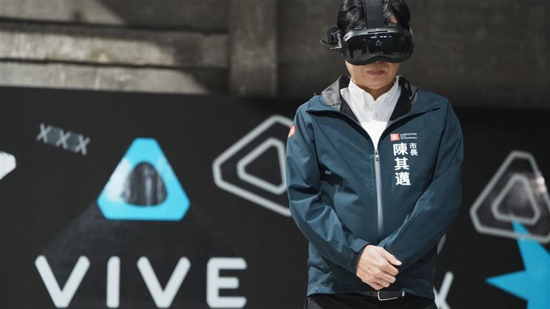 宏達電攜手高市府　打造5G XR智慧海灣
