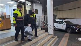 新北,板橋,民宅,公寓,縱火,碎念,樓梯間,蠟燭