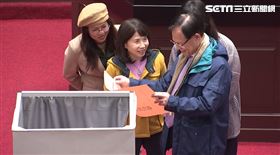▲大法官人事表決，藍白立委投票