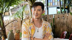 新手敖犬成最強實習生。（圖／泰坦星文創影視提供）