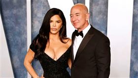 貝佐斯（Jeff Bezos）、桑切斯（Lauren Sánchez）
翻攝自X