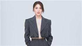 許藍方大方公開自身培養自信女力的關鍵心法。(圖／聖宜診所提供）