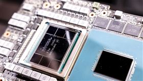 台北國際電腦展上展示的 Nvidia 晶片。照片來源／彭博社