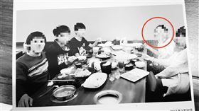 主管,憂鬱症,女兒,母親,台北市,麥當勞　17歲少女在麥當勞打工，遭前主管性侵長達1年，申訴、報案還沒等到結果，就因患憂鬱症，選擇輕生。（圖／家屬提供）