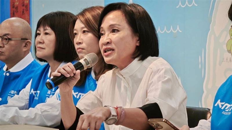 黃捷嗆柯志恩：如果來高雄選，我們走著瞧