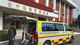 三井OUTLET,縱火,嫌犯,送醫,台中（圖／翻攝畫面）