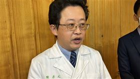 台大婦產醫傳性騷，台大醫院發言人陳彥元表示，該教授已自請離職。（圖／記者簡浩正攝影）