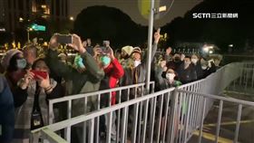 柯文哲接押庭旁聽爭議 黃國昌.小草.警爆推擠