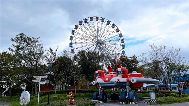 兒童新樂園跨年煙火達300秒　還有無人機