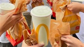 母親,女兒,麥當勞,打工,憂鬱症,輕生,建中,Threads,炎上