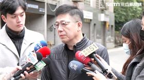 民眾黨前秘書長謝立功爆料，黨內有人運作想讓黃珊珊復權