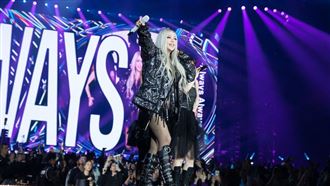 張惠妹演唱會第三場嘉賓曝光！蔡依林來了