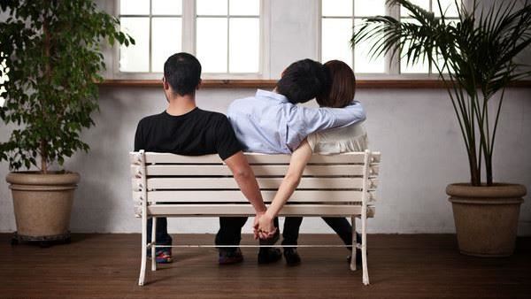 男離婚半年蹦出1兒驚覺被綠...小王竟是他