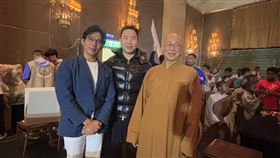 藝人陳子強繪製任賢齊的肖像，以6位數售出。（圖／經紀人提供）