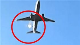 濟州航空墜機前畫面曝光：右側引擎噴火團（圖／翻攝Ｘ）