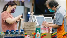 超商結帳可以自行輸入電話號碼。（示意圖／翻攝自CTWANT）