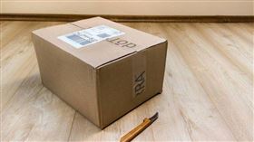 ▲有名媳婦分享，她剛剛收到快遞，自己也沒想太多就拆了，豈料映入眼簾的竟是情趣玩具。（示意圖／Pixabay）