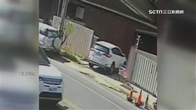 推鐵門「亂入」獸醫院停車場！婦恐觸侵入住宅罪