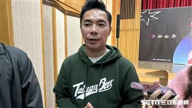 健行科大總教練劉孟竹接下台啤隊兵符。（圖／記者蔡厚瑄攝影）