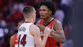 ▲湯普森(Amen Thompson)和希洛（Tyler Herro）爆發衝突。（圖／美聯社／達志影像）