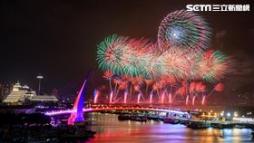 淡水,跨年。（圖／新北捷運公司提供）